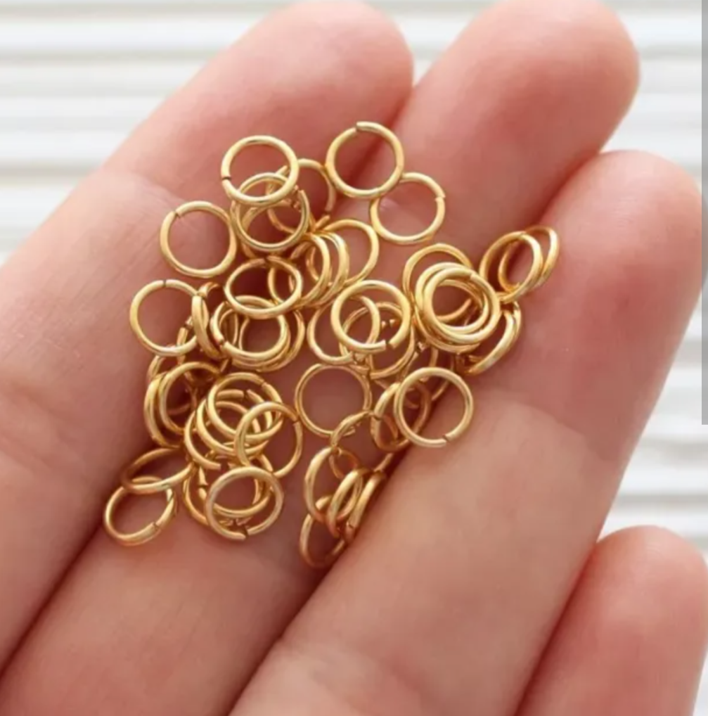 100 PCS Golden Jump Rings for Jewelry Making – Premium Metal Open Rings for DIY Crafts, Earrings, Necklaces & Bracelets